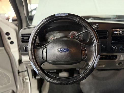 Used 2006 Ford F250 XLT image 15