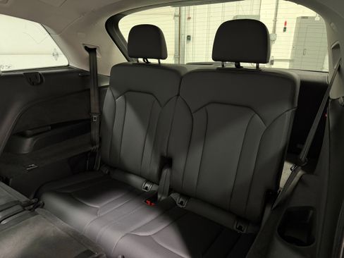 Used 2022 Audi Q7 3.0T Premium Plus w/ Premium Plus Package image 28