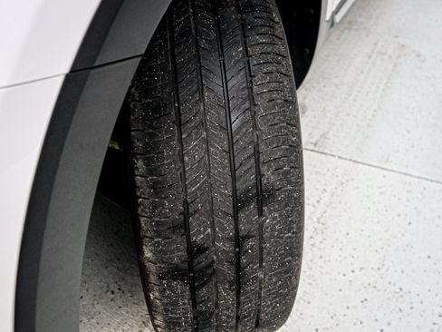 Used 2025 Kia Telluride S FWD image 12
