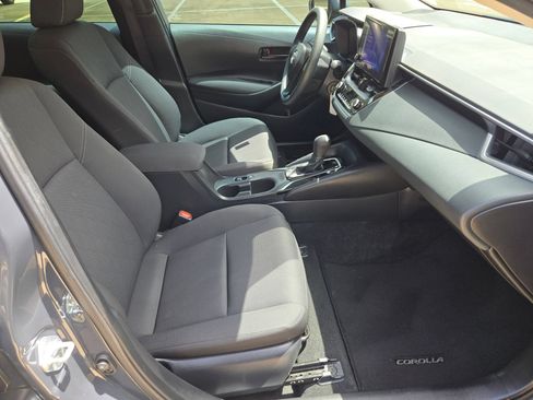 Used 2023 Toyota Corolla LE FWD image 26