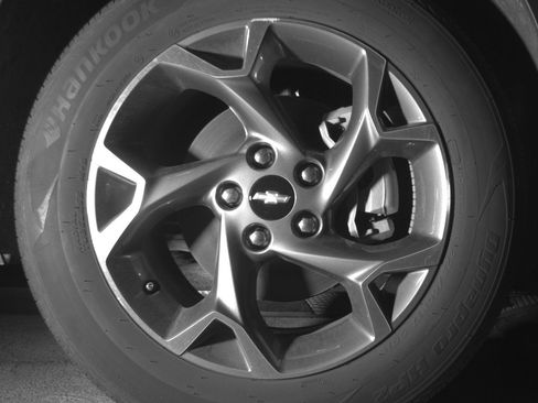 Used 2025 Chevrolet Trax LT w/ LT Convenience Package FWD image 13
