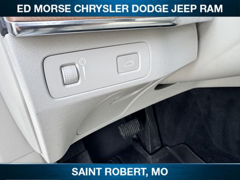 Used 2022 Volvo XC90 T6 Momentum w/ Advanced Package image 24