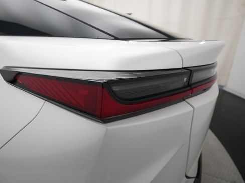 Used 2025 Lexus RZ 300e image 30