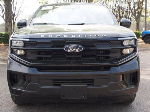 Certified 2025 Ford Expedition Max Active image 2