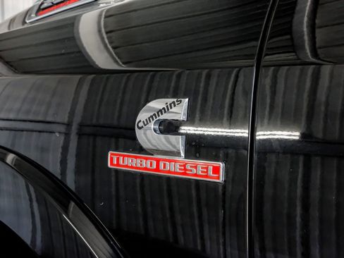 Used 2024 RAM 2500 Limited image 55