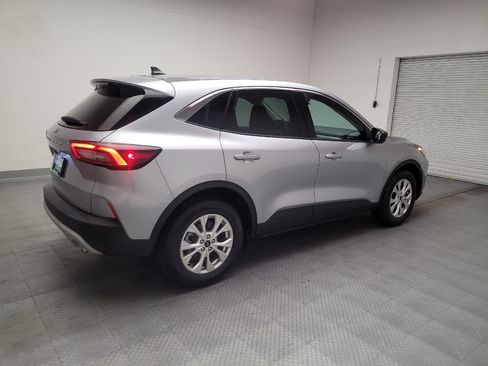 Used 2023 Ford Escape Active w/ Cold Weather Package FWD image 10