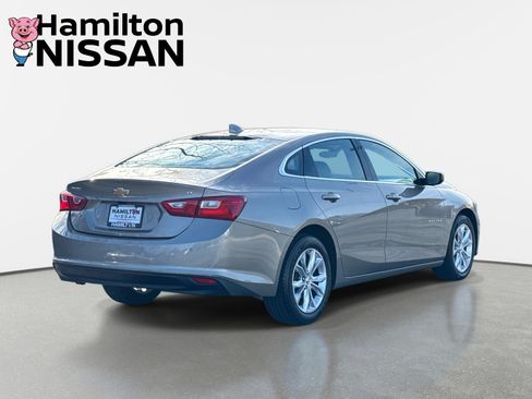 Used 2024 Chevrolet Malibu LT image 2