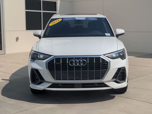 Used 2021 Audi Q3 2.0T Premium w/ Convenience Package AWD/4WD image 3