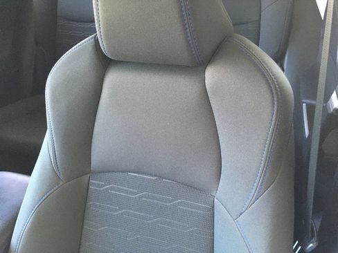 Used 2022 Toyota RAV4 SE w/ Convenience Package AWD/4WD image 24