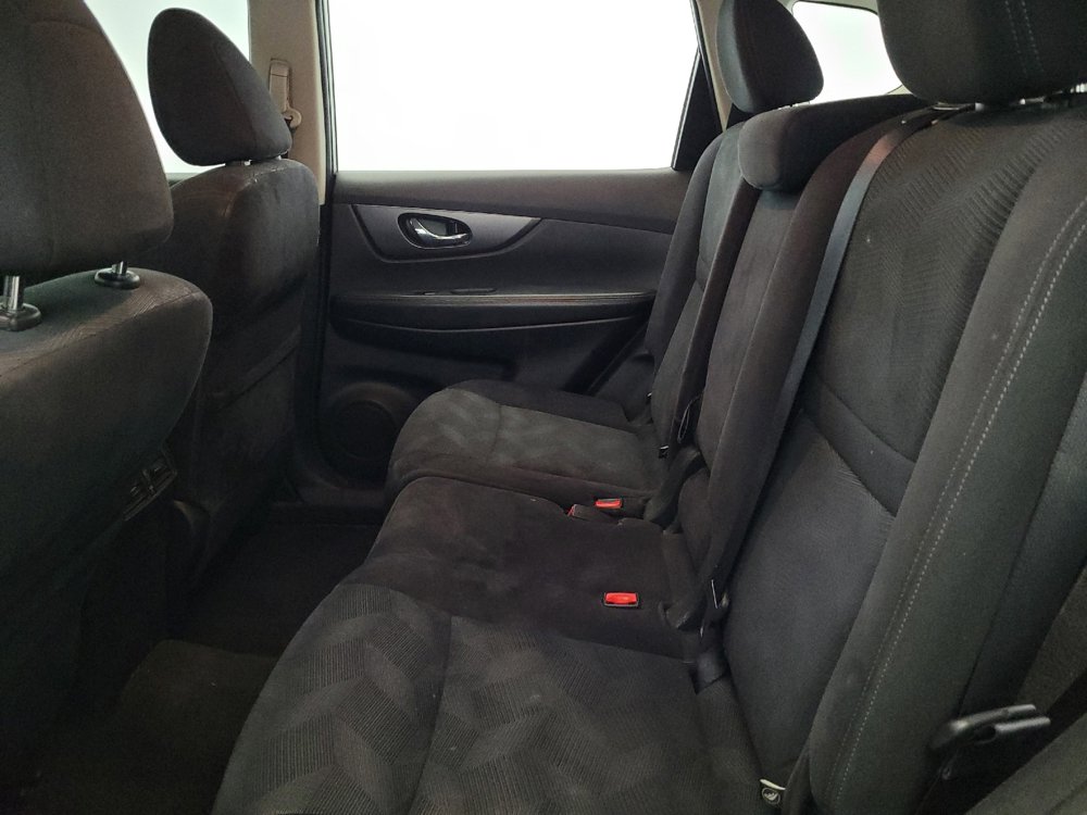 Used 2016 Nissan Rogue S AWD/4WD image 18