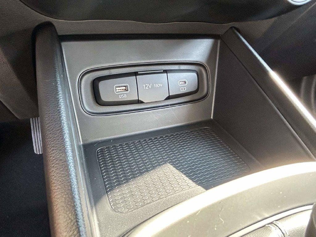 New 2026 Hyundai Venue SE FWD image 33