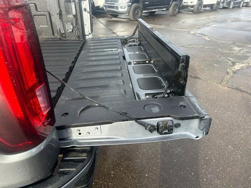 Used 2021 GMC Sierra 1500 AT4 w/ AT4 Value Package image 19