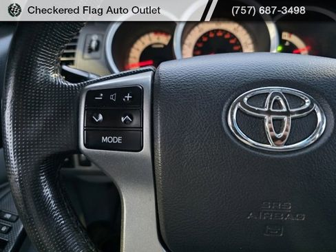 Used 2013 Toyota Tacoma PreRunner image 26