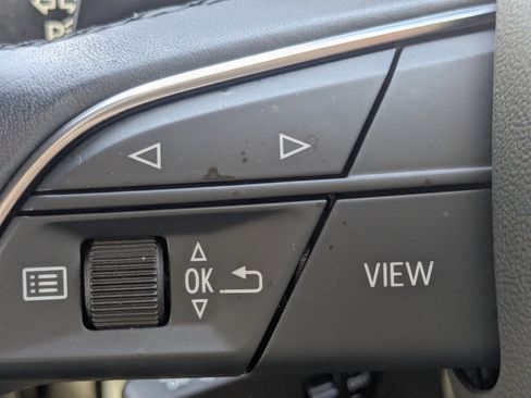 Used 2022 Audi Q7 Premium Plus image 39