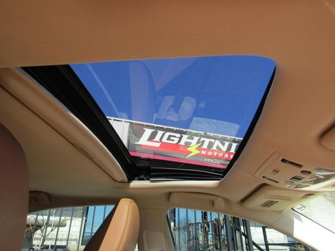 Used 2014 Lexus IS 350 image 8