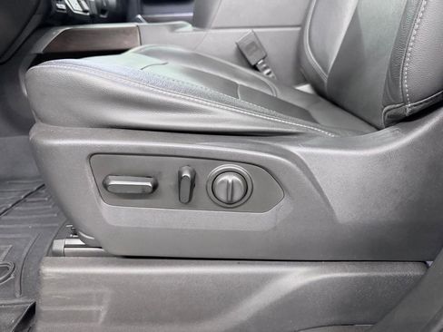 Used 2019 GMC Sierra 1500 SLT w/ SLT Premium Plus Package image 11