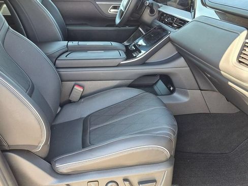 Certified 2025 INFINITI QX80 Sensory AWD/4WD image 33
