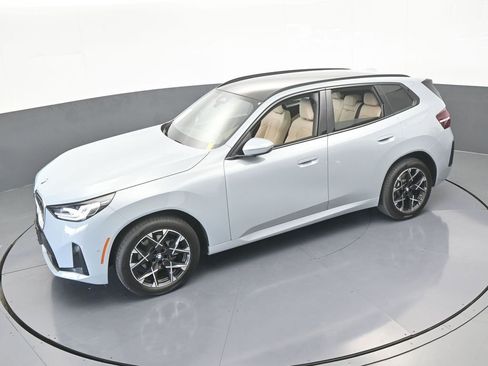 Used 2025 BMW X3 xDrive30i image 52