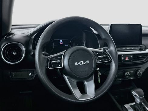 Used 2023 Kia Forte LXS FWD image 18