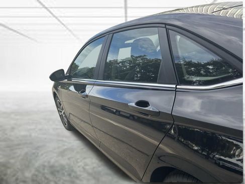 New 2026 Volkswagen Jetta SE FWD image 28