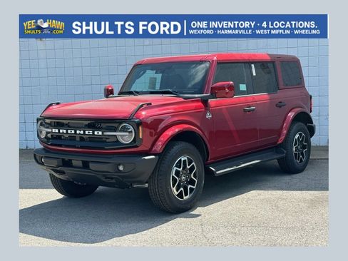 New 2026 Ford Bronco Outer Banks AWD/4WD image 1