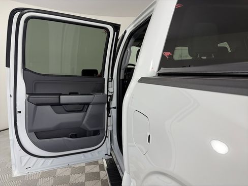 Used 2024 Ford F150 XLT w/ Tow/Haul Package image 12