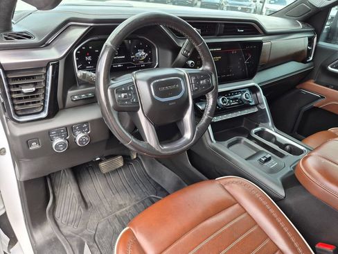 Used 2025 GMC Sierra 2500 Denali Ultimate w/ LPO, GMC Protection Package AWD/4WD image 10