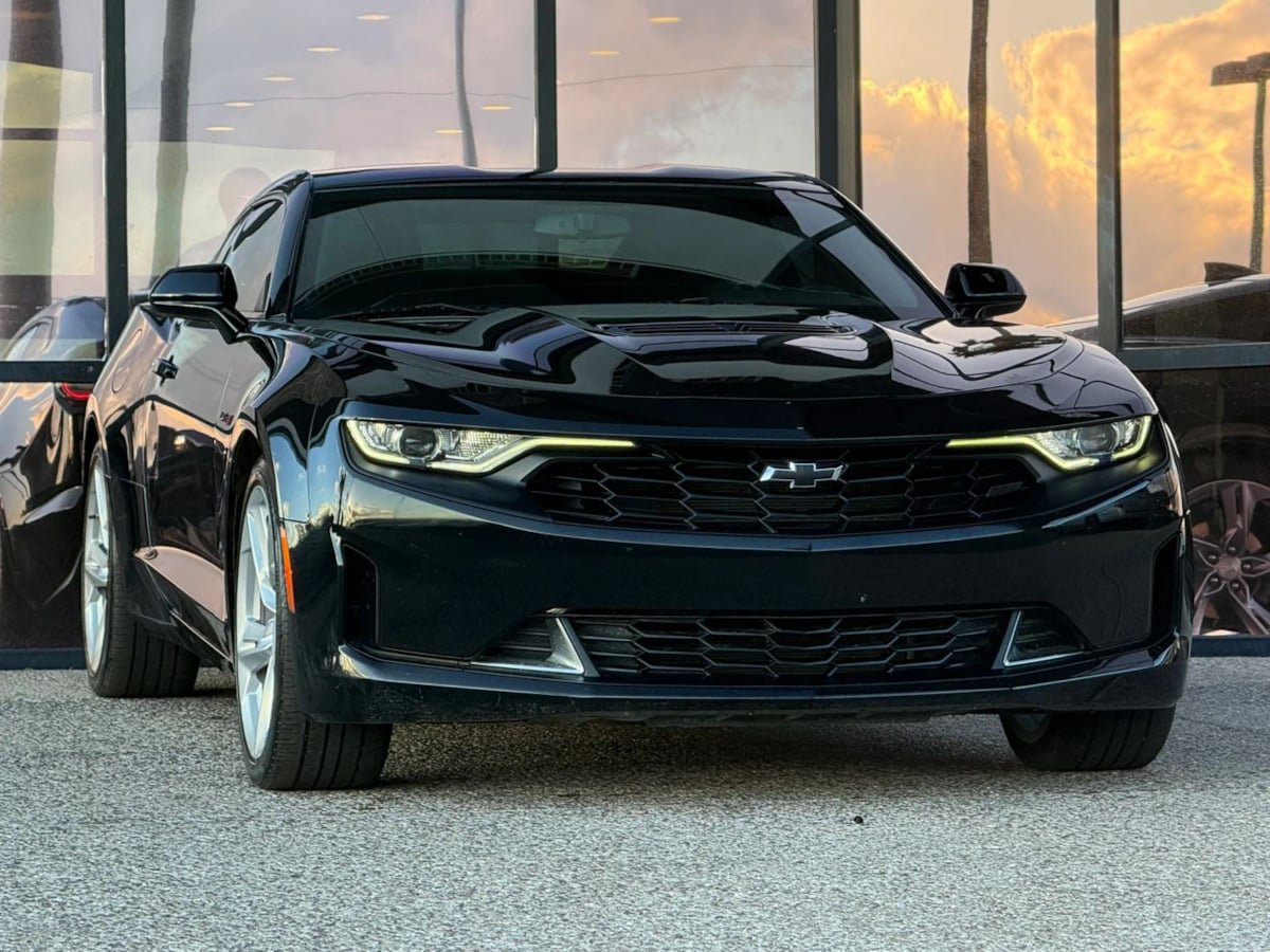 Used 2021 Chevrolet Camaro LT w/ RS Package RWD image 17