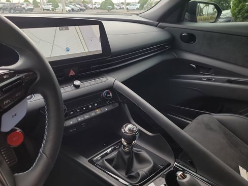 Used 2025 Hyundai Elantra N image 20