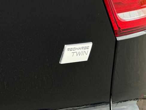 Used 2023 Volvo XC40 Recharge Ultimate w/ Protection Package Premier image 33