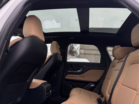 Certified 2022 Lincoln Corsair Reserve w/ Equipment Group 201A image 24