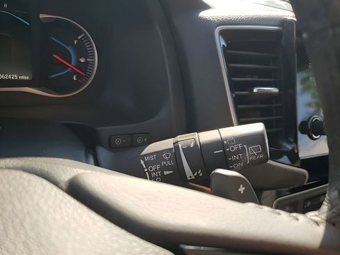 Used 2022 Honda Pilot Touring image 35