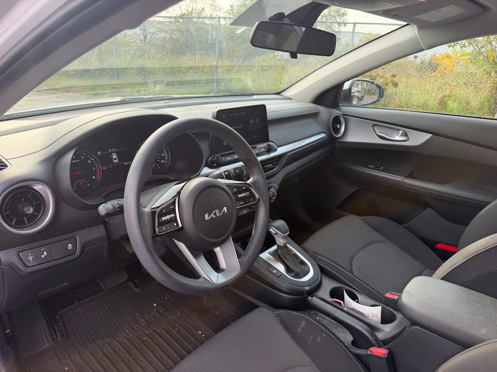 Used 2023 Kia Forte LXS w/ LXS Technology Package FWD image 11