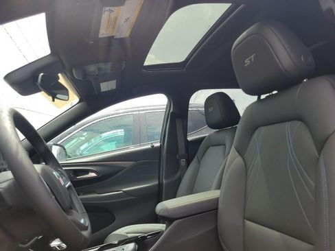 New 2026 Buick Envista Sport Touring w/ Convenience I Package FWD image 11