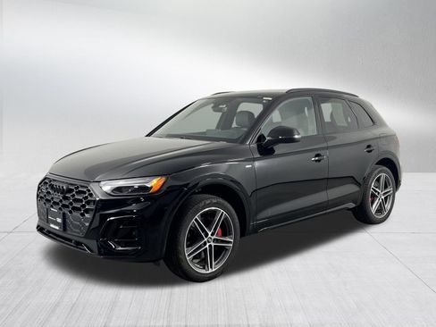 Certified 2025 Audi Q5 e Premium Plus w/ Premium Plus Package AWD/4WD image 3