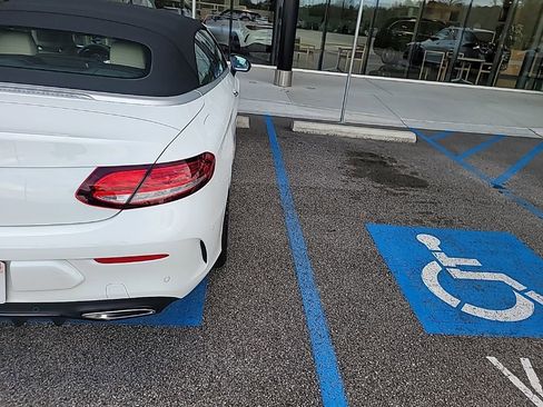 Used 2023 Mercedes-Benz C 300 Cabriolet image 8