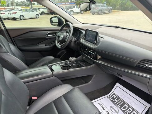 Used 2021 Nissan Rogue SL FWD image 15