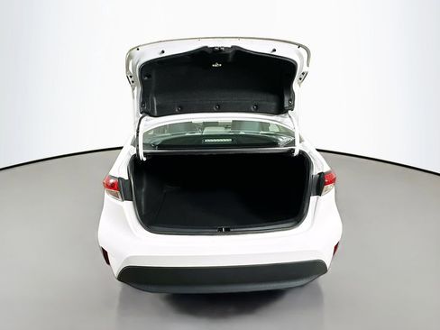 Used 2023 Toyota Corolla LE FWD image 34