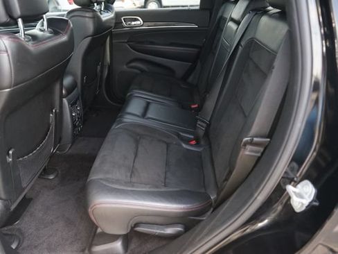 Used 2018 Jeep Grand Cherokee Trailhawk AWD/4WD image 12