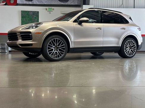 Used 2019 Porsche Cayenne AWD/4WD image 46