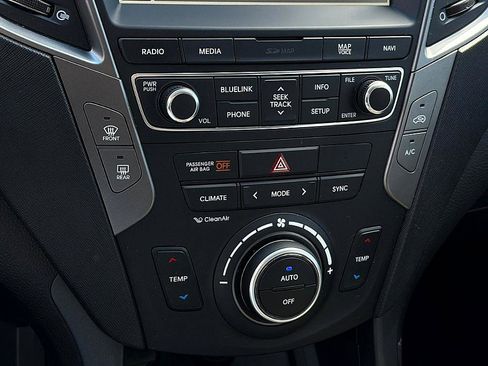 Used 2017 Hyundai Santa Fe Sport image 14