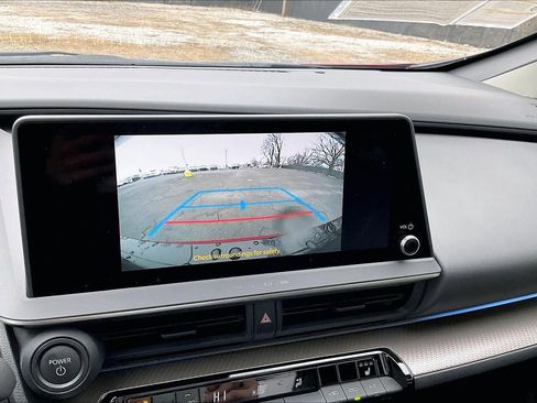 Used 2024 Toyota Prius XLE image 22