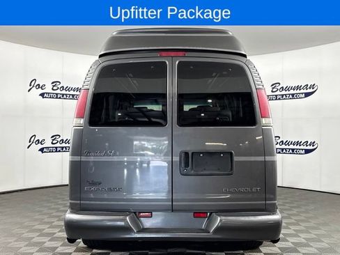 Used 2000 Chevrolet Express 1500 RWD image 8