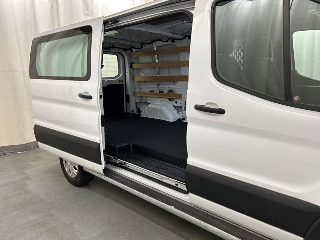 Used 2025 Ford Transit 250 Low Roof w/ Exterior Upgrade Package RWD image 16