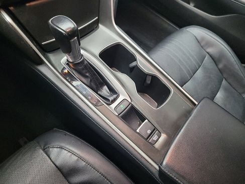 Used 2018 Honda Accord EX-L image 26
