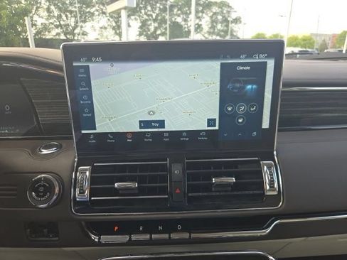 Certified 2022 Lincoln Navigator Black Label AWD/4WD image 39