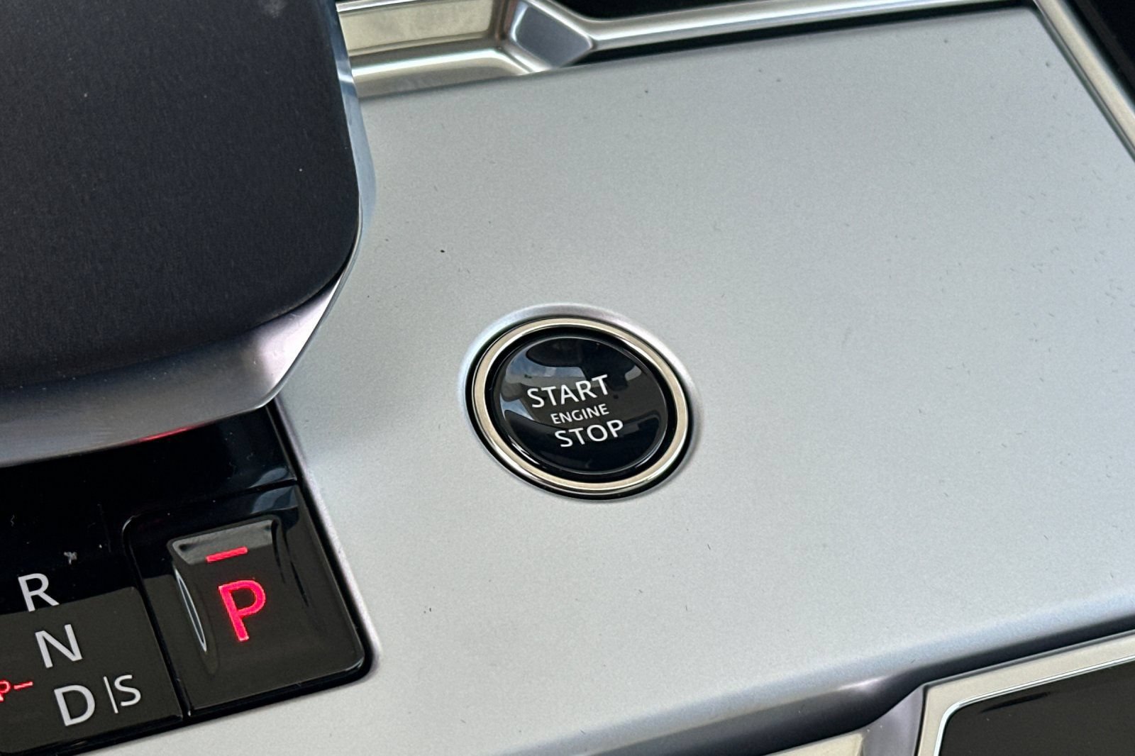 New 2026 Land Rover Range Rover SE AWD/4WD image 24