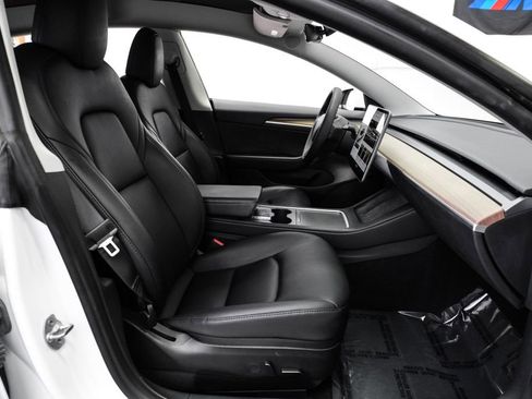 Used 2023 Tesla Model 3 Standard Range RWD image 31