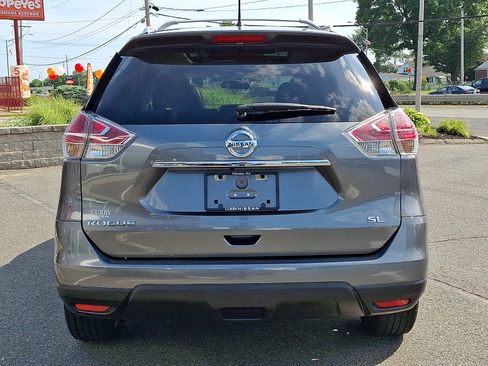 Used 2015 Nissan Rogue SL w/ SL Premium Package FWD image 6