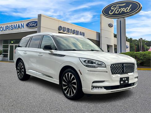 Used 2023 Lincoln Aviator Black Label Grand Touring w/ Class IV Trailer Tow Package image 35